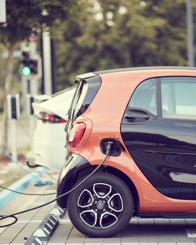 Introduction to the Electric Vehicle Industry